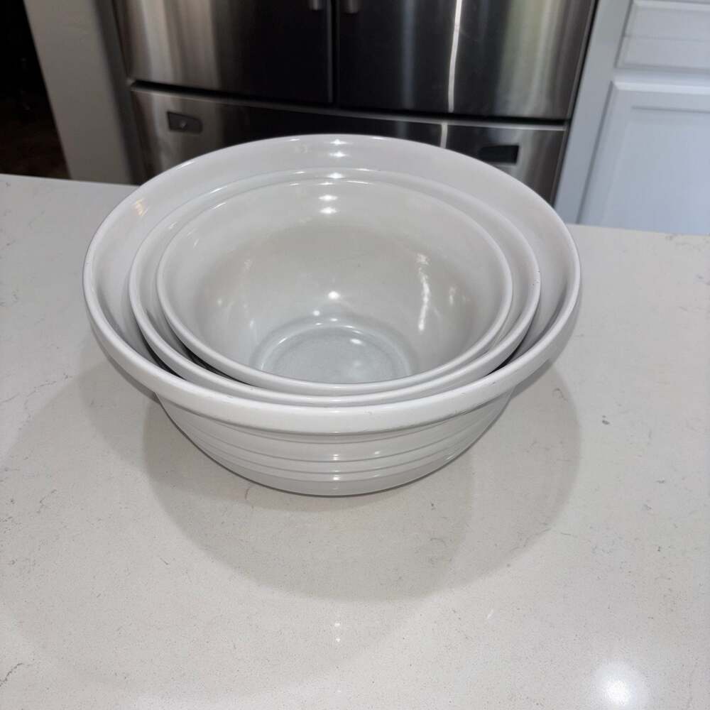 Vintage Over and Back White Nesting Mixing Bowl Set, 3-Piece